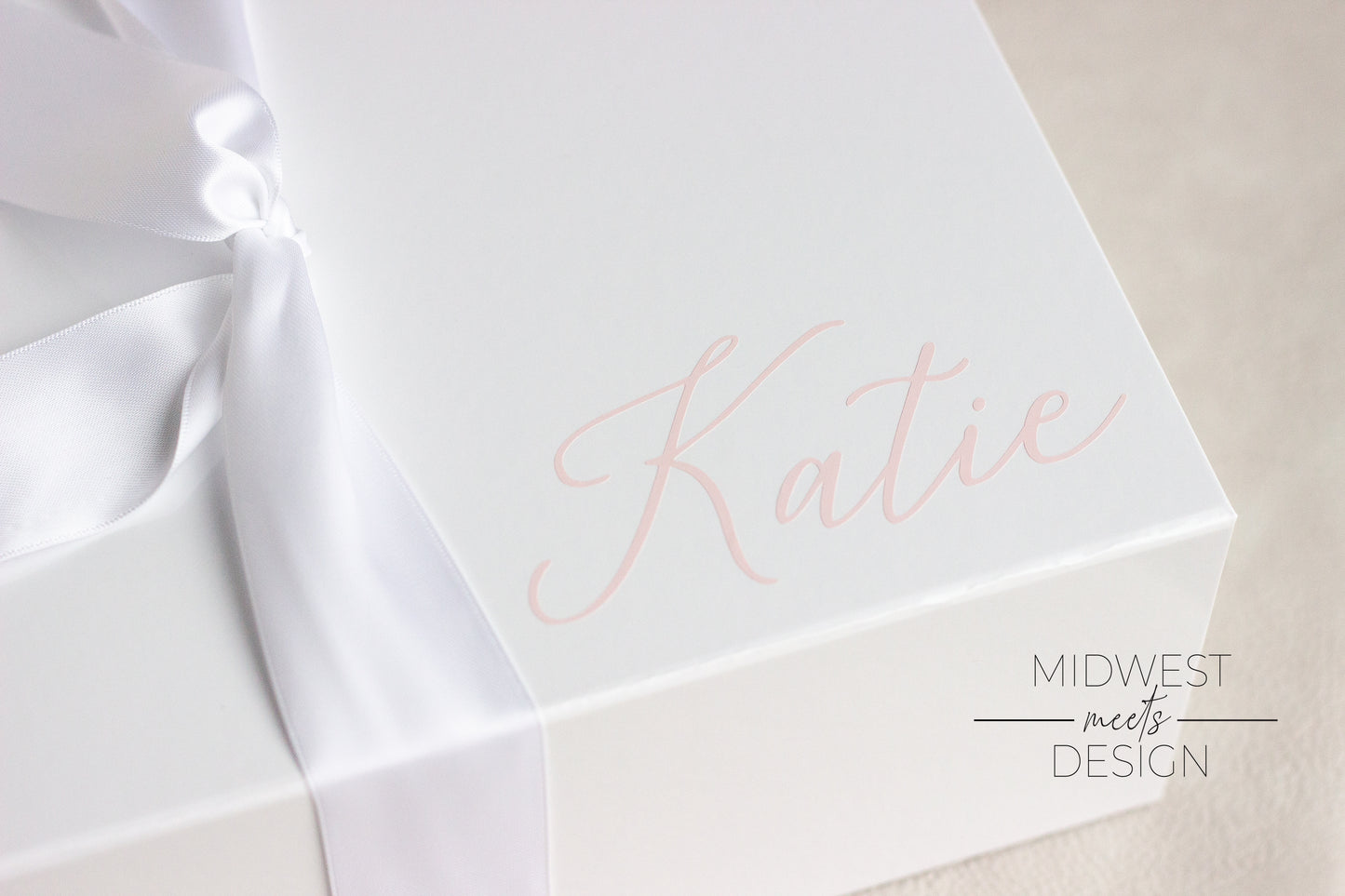 Personalized Gift Boxes - White Magnetic Gift Box